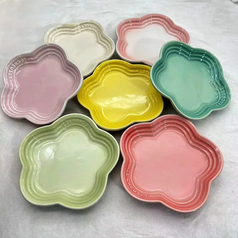 Flower-shaped ceramic dish - Le creuset - Maison Déco Lumière